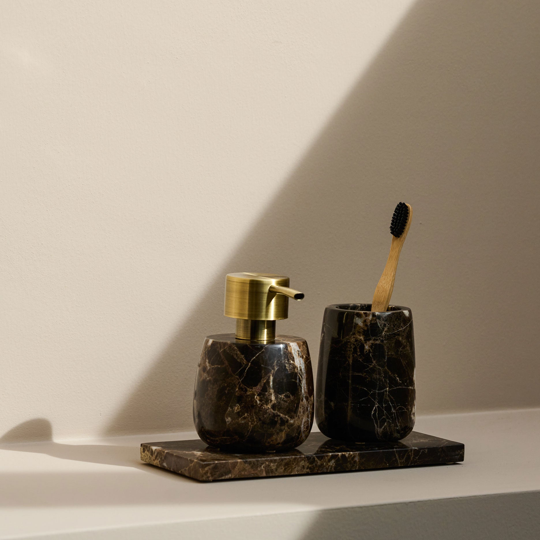 Marble II Tandbørstekrus